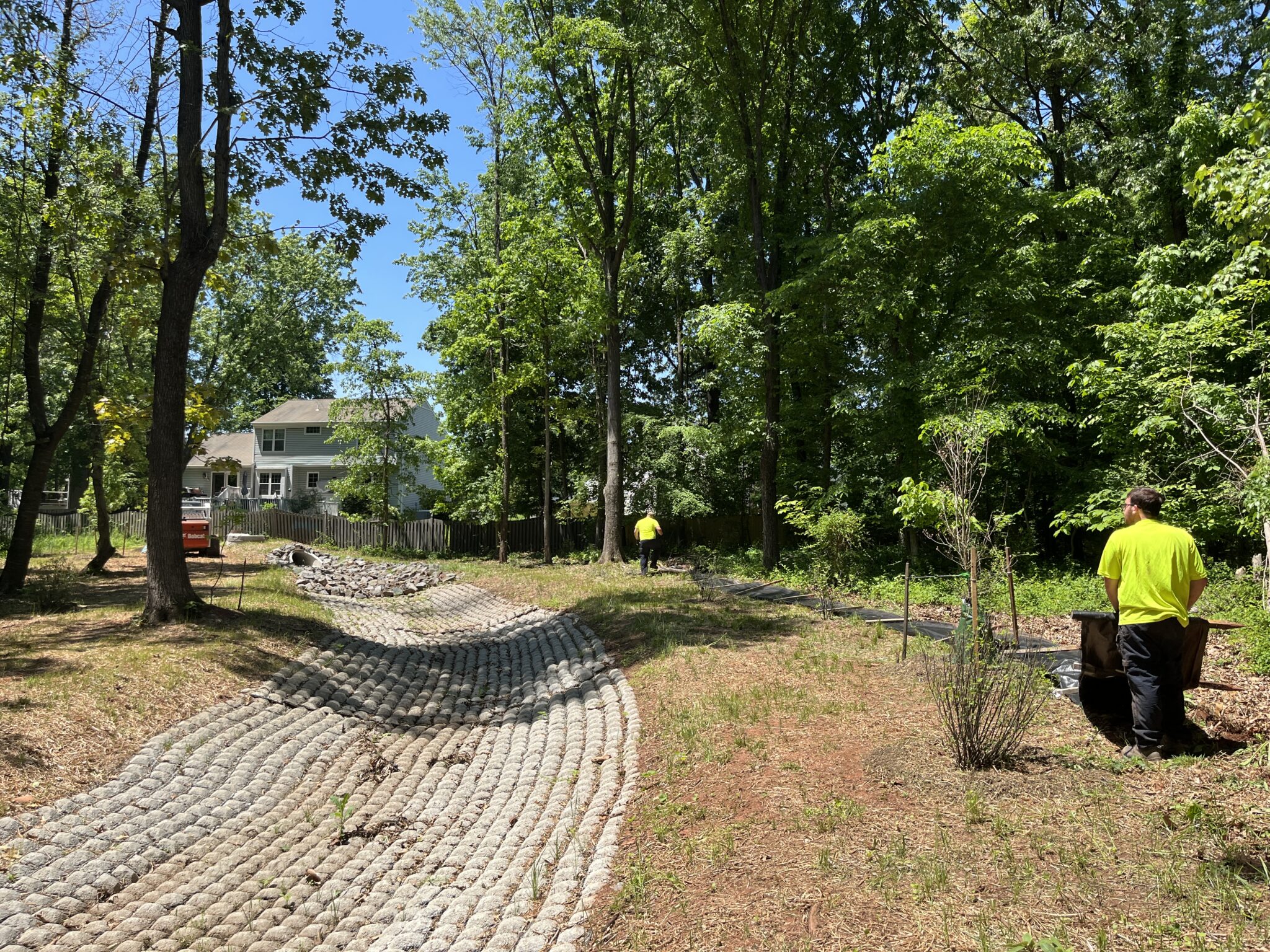 Cardinal Glen of Sterling HOA 185 homes & our own light on rt 7!